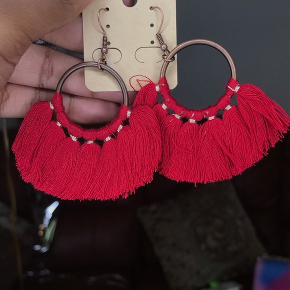 Fringe Set - Picture 4 of 4